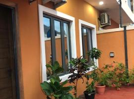 Lamorange luxurious apartments，位于Iseri的酒店