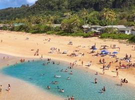 Oceanfront Pipeline Miracle，位于普普科亚的酒店