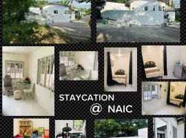 Staycation at Naic Cavite，位于Naic的海滩酒店