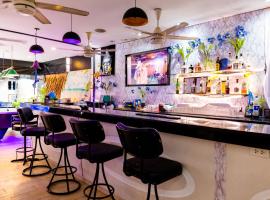 Blue Beach Guest House，位于南芭堤雅的酒店