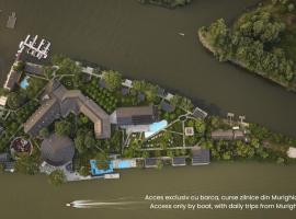 Lebada Luxury Resort & Spa，位于克里尚的带停车场的酒店