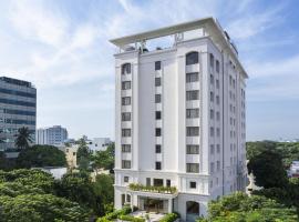 圣玛丽路雨树酒店，位于钦奈的酒店