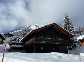 Chalet Les Ravaires, Morgins
