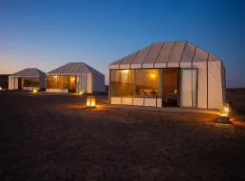 Luxury Desert Queen Camp