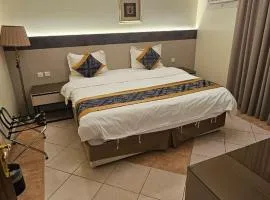 Lamar 1 furnished Aparthotel