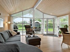 30040-Beder-Hogevaenget-27，位于Beder的酒店