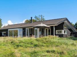 20225-Samso-Rosenvej-9，位于Tanderup的高尔夫酒店