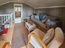 Gorgeous Home In Eggedal With Sauna，位于Surteberg的酒店