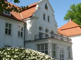 Schloss Badow