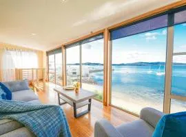 StayAU Riverfront Paradise Pet-friendly Tasmania