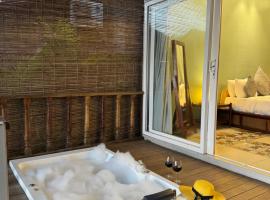 Agonda Villas，位于阿贡达的带热水浴缸的酒店