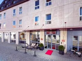 Home Hotel Grand Olav