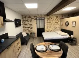 Les Pichies, Studio Dadoum, Centre ville