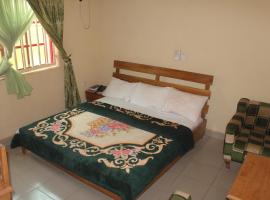 De-Eminent Hotel，位于Kaduna South的酒店