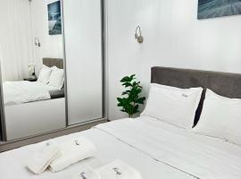 Lovely Apartments Adora Park Arad，位于阿拉德的酒店
