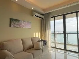 R&F SeaView Rare Bathtub 3BR Hotel Feel 4-10pax
