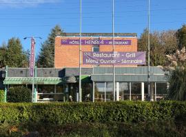 Henri 4，位于Rostrenen的酒店