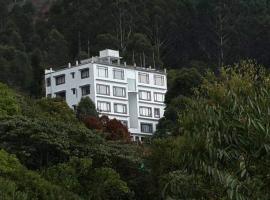 Cloud Dale Resort Munnar，位于蒙纳的酒店