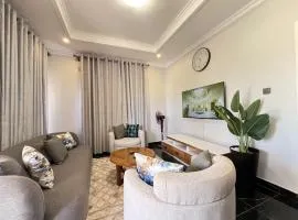 Beauty Blender Homes - The Monotone House