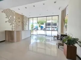 Apartemen Gunung Putri by Maknyoss Rooms