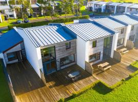 Castlemartyr Holiday Lodges 3 Bed by Trident Holiday Homes，位于卡斯尔马特的酒店