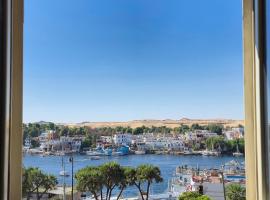 Pajama Hostel Nile View，位于阿斯旺的酒店