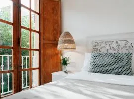 Valencia Living Suites