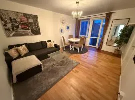 Beautiful apartment 5 minutes from the subway