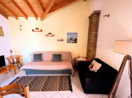 Eva's Apartments，位于卡罗维西的自助式住宿