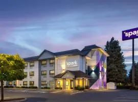 Spark by Hilton Springfield Eugene