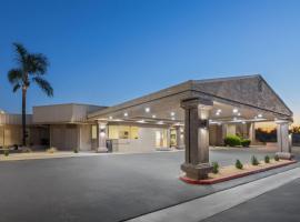 Ramada by Wyndham Merced，位于默塞德的酒店