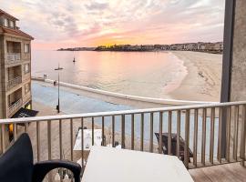 Sanxenxo Playa Alojamientos，位于桑亨霍的酒店