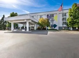 Spark by Hilton Green Bay