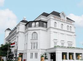 MAHALAYA The Legacy Hotel，位于梭罗的酒店