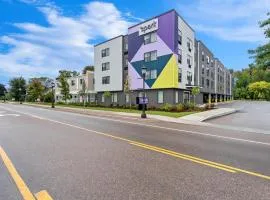 Spark by Hilton Essex Junction