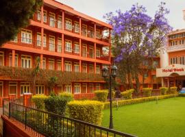 Hotel Vivek，位于乔奥诺奥尔的酒店