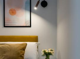 Plebiscito Luxury Rooms，位于那不勒斯的酒店