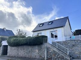 A 800 metres de la plage, maison de vacances, parking, terrasse，位于普雷兰的酒店