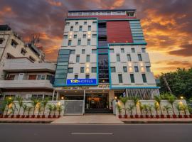 FabHotel Greenwood Xpress Inn - Nr Manipal Hospital，位于班加罗尔的住宿