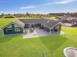 Gorgeous Home In Stege With Sauna，位于斯泰厄的酒店