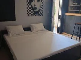 La CASA - Guesthouse