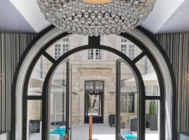 Hôtel La Monnaie Arty & Spa，位于拉罗谢尔-雷岛机场 - LRH附近的酒店