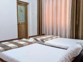 Felix Holiday Bungalow