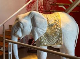 洛斯木勒斯精品酒店，位于卡梅隆的酒店