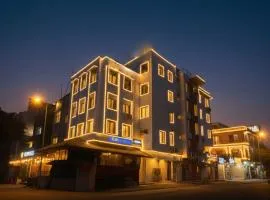 FabHotel Blue Moon Home Stay