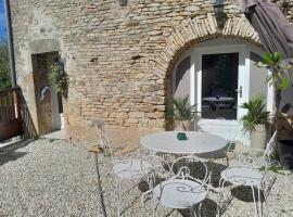 Maison de style La Grange，位于Asquins的酒店