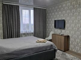 Сдаётся почасово, посуточно квартира，位于埃迪内茨的酒店