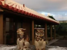 田舎の静かな古民家の悠水居