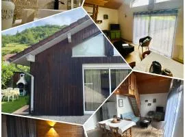 Gîte du Moulin - confort et nature - 2 chambres avec jardinet à Montgesoye, vallée de la Loue