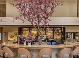 Best Western Plus Hotel Saint-Roch Orleans，位于奥尔良的酒店